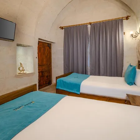 Angel Cappadocia Cave ギョレメ